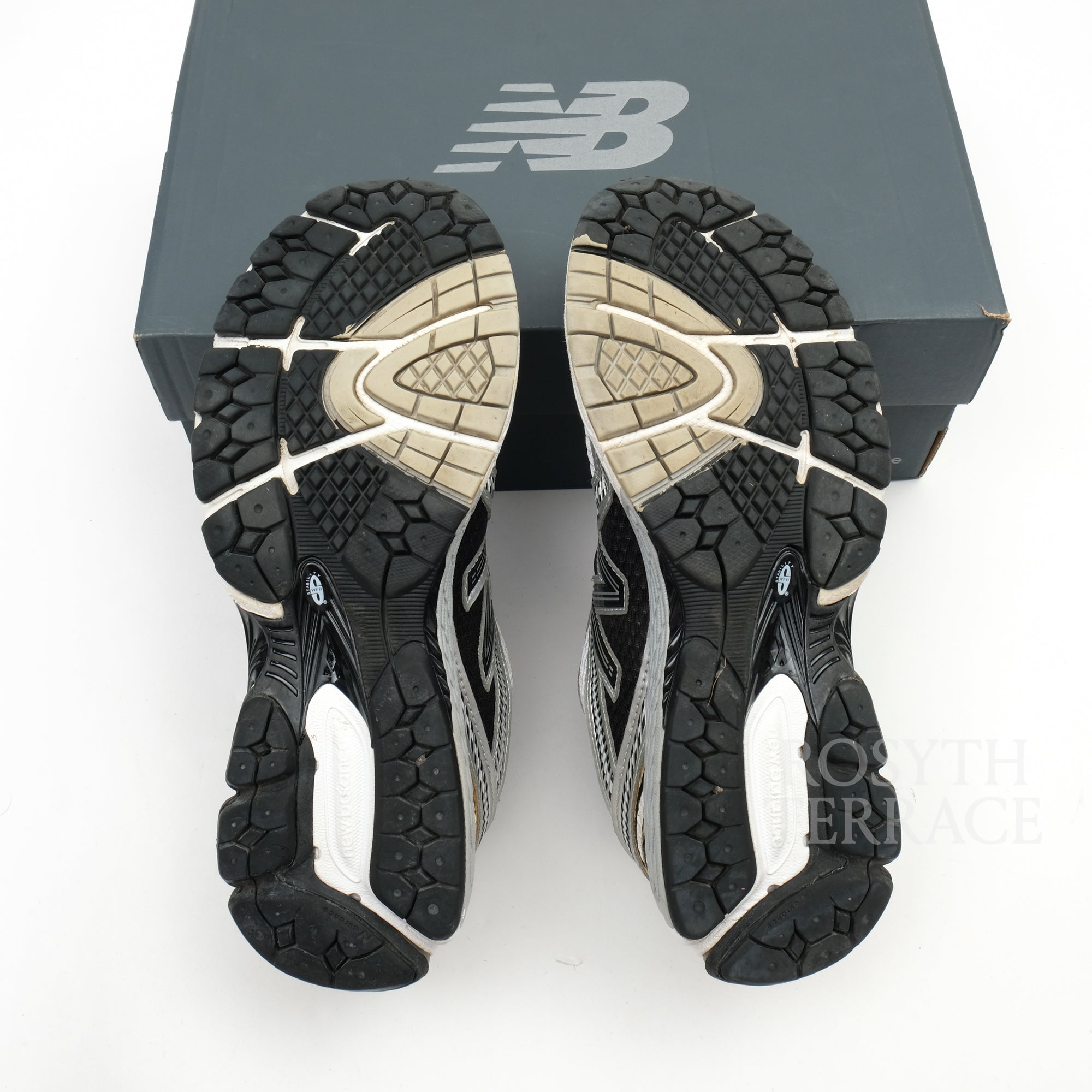 【NEW BALANCE / ML860XD / US10】