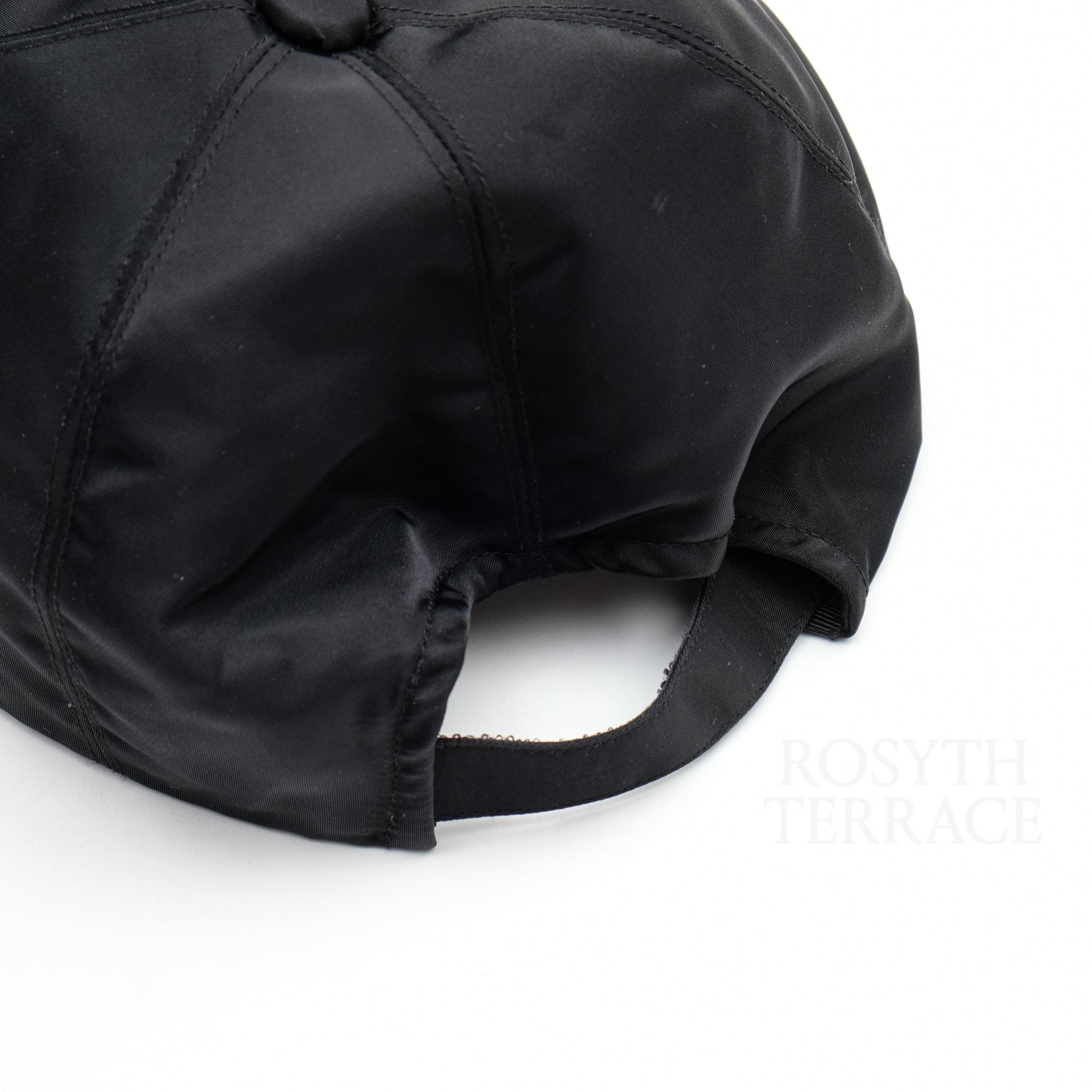【SO SHOP & HOSTEL / NYLON TWILL 6PANEL CAP by COMESANDGOES (BLACK) / OS】