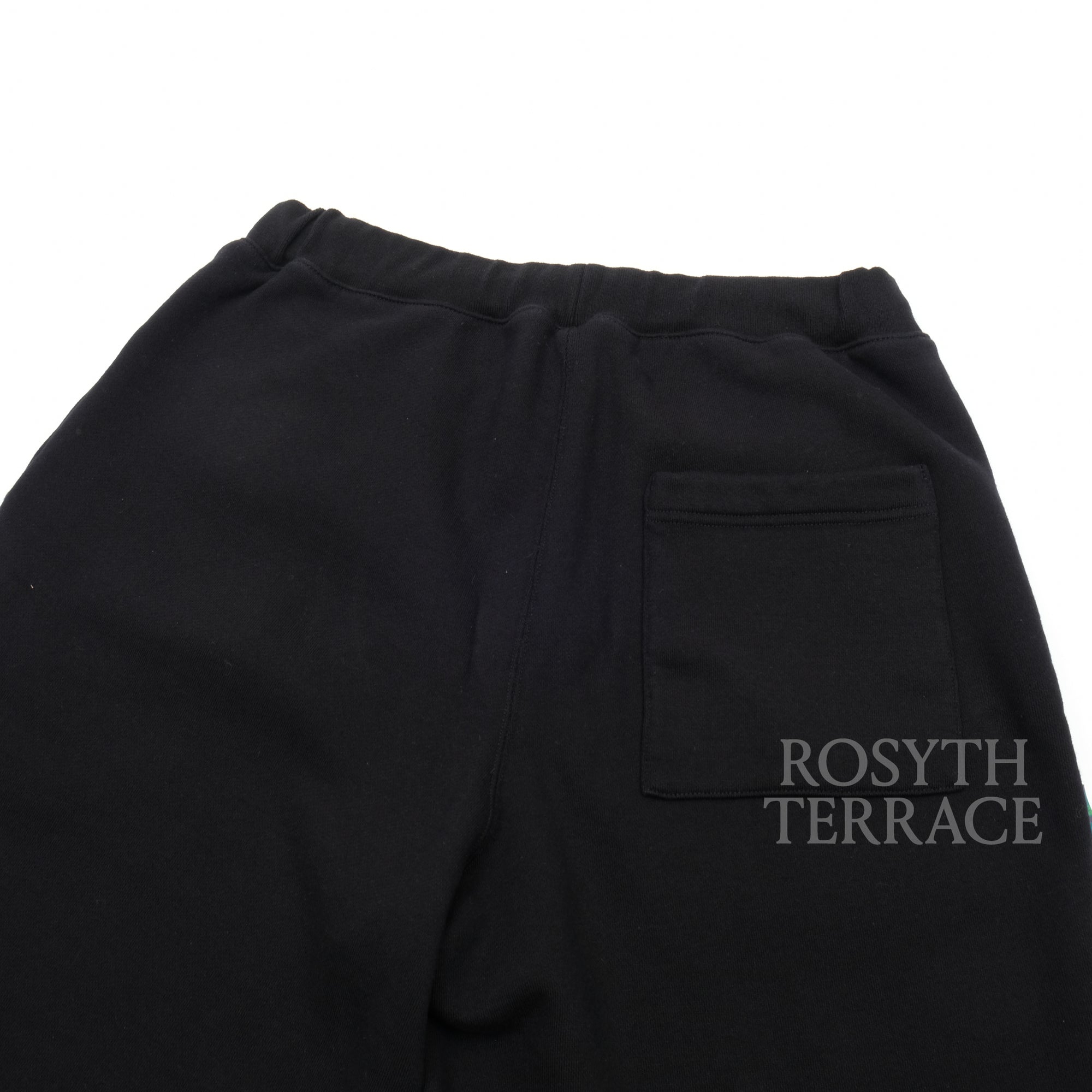 【SEE SEE x S.F.C x ISETAN / YES GOOD MARKET WIDE SWEAT SHORTS / SIZE M】