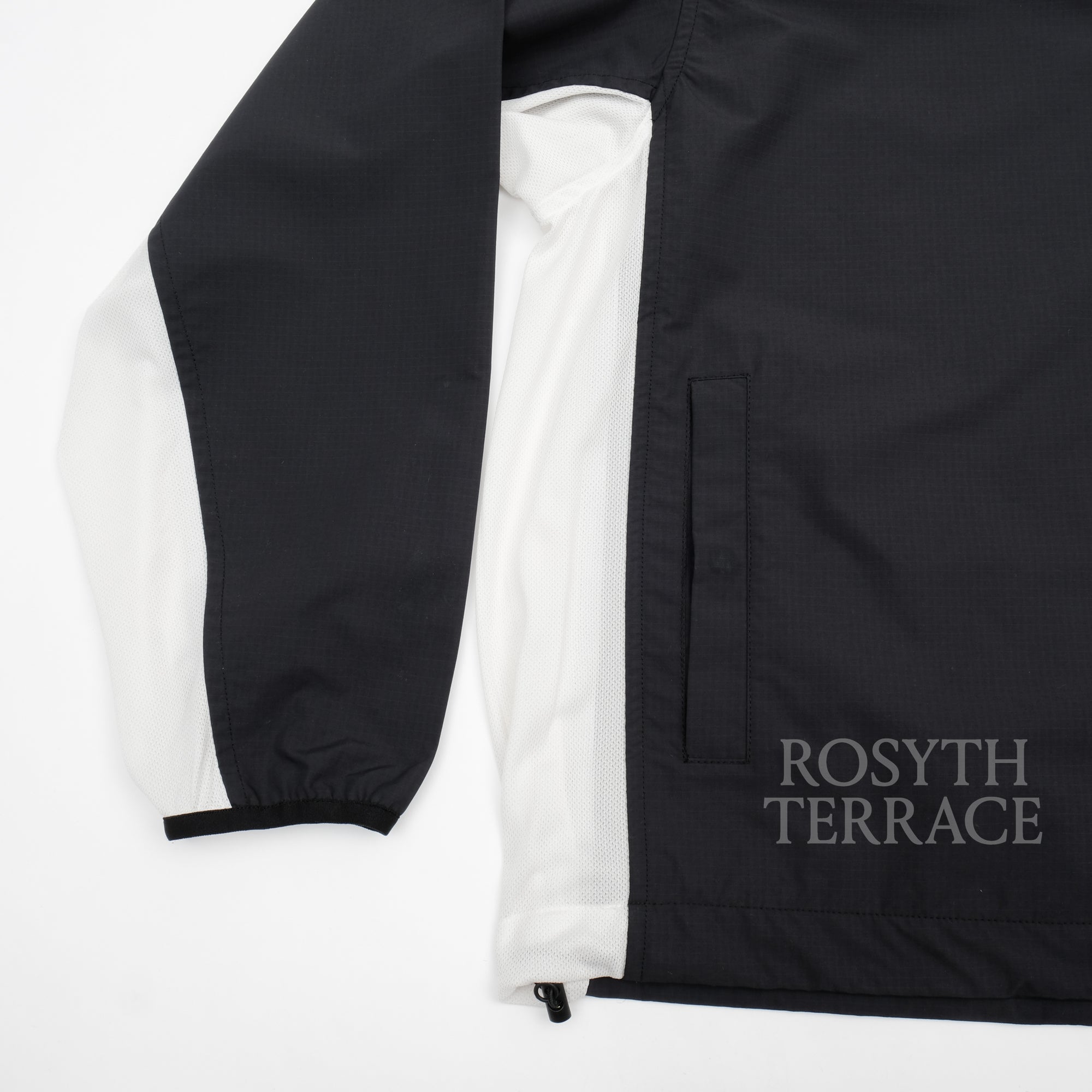 【SO SHOP & HOSTEL / SIDE MESH HALF ZIP JACKET / SIZE M】