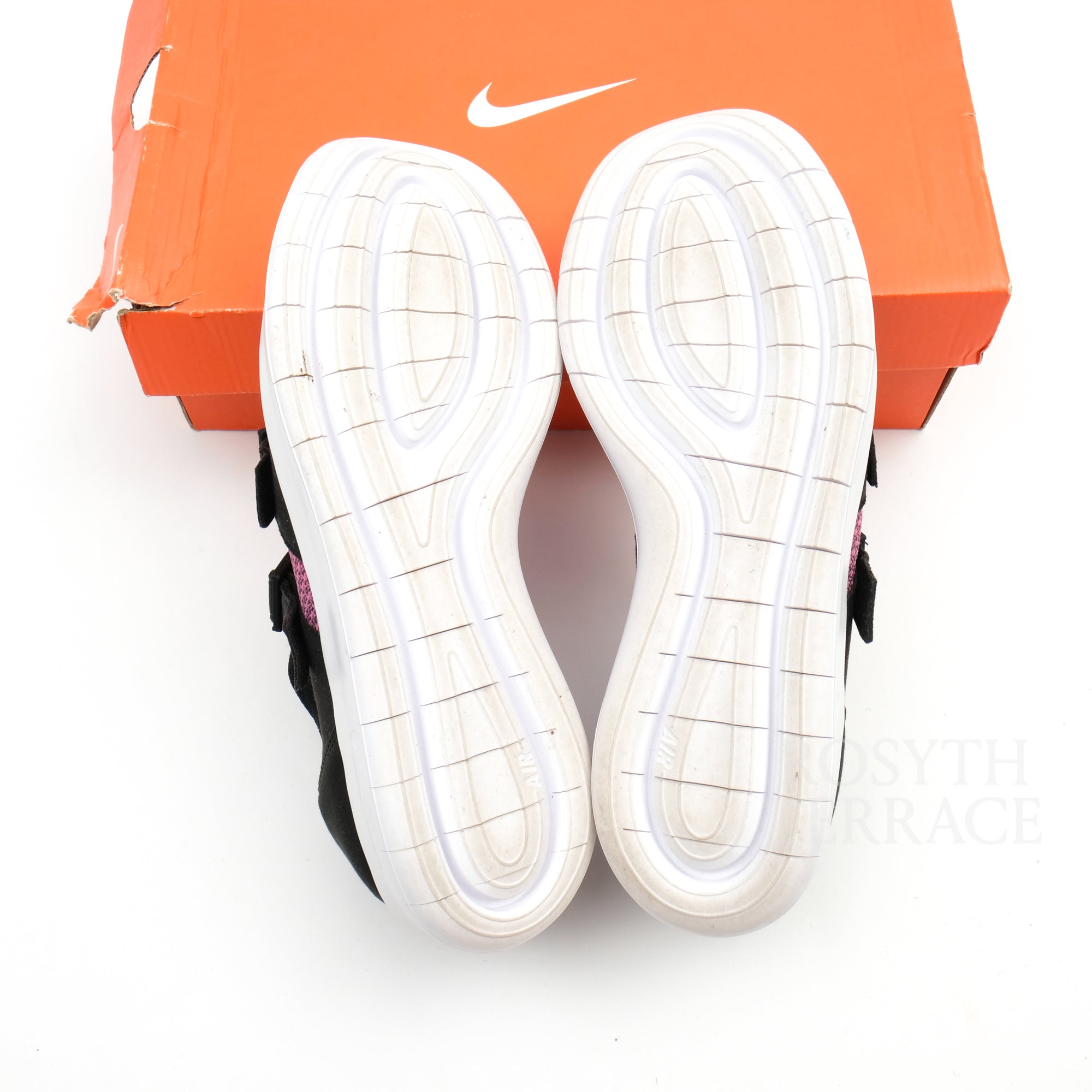【BEAMS NIKE / AIR SOCK RACER FLYNIT PRM 'RAINBOW' / US9】