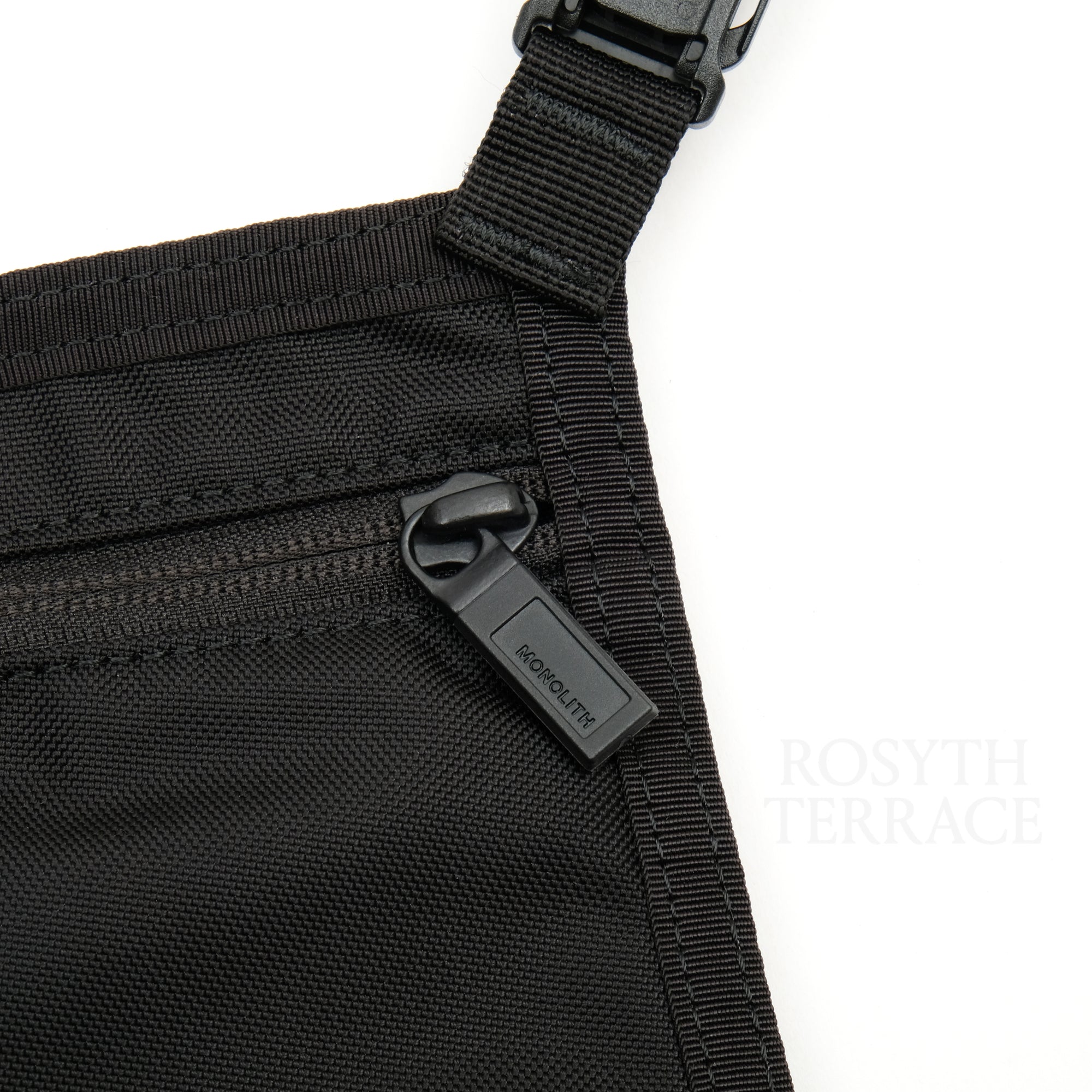 【everyone for MONOLITH / PAPERBACK & POD POUCH STANDARD EO / OS】