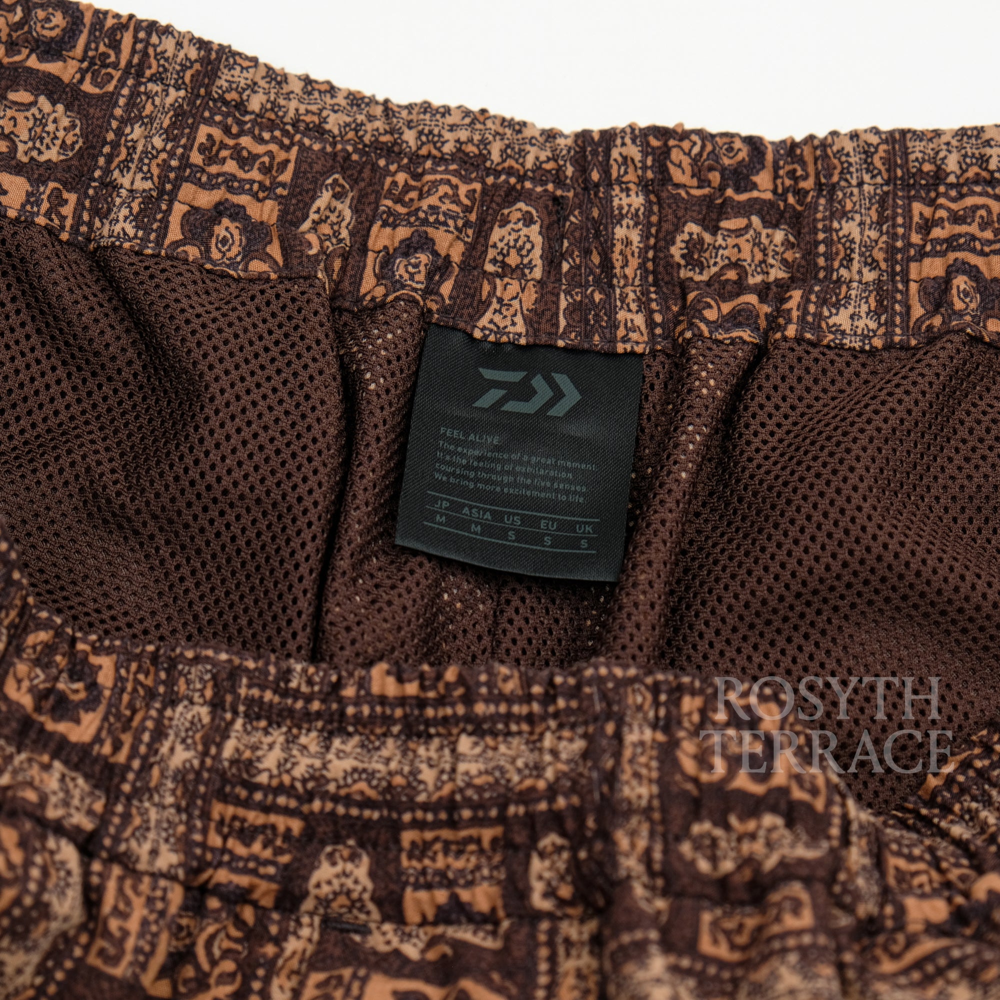 【DAIWA PIER39 / TECH EASY SHORTS BATIK / SIZE M】