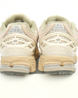 【NEW BALANCE x AURALEE / M1906RAU / US9】