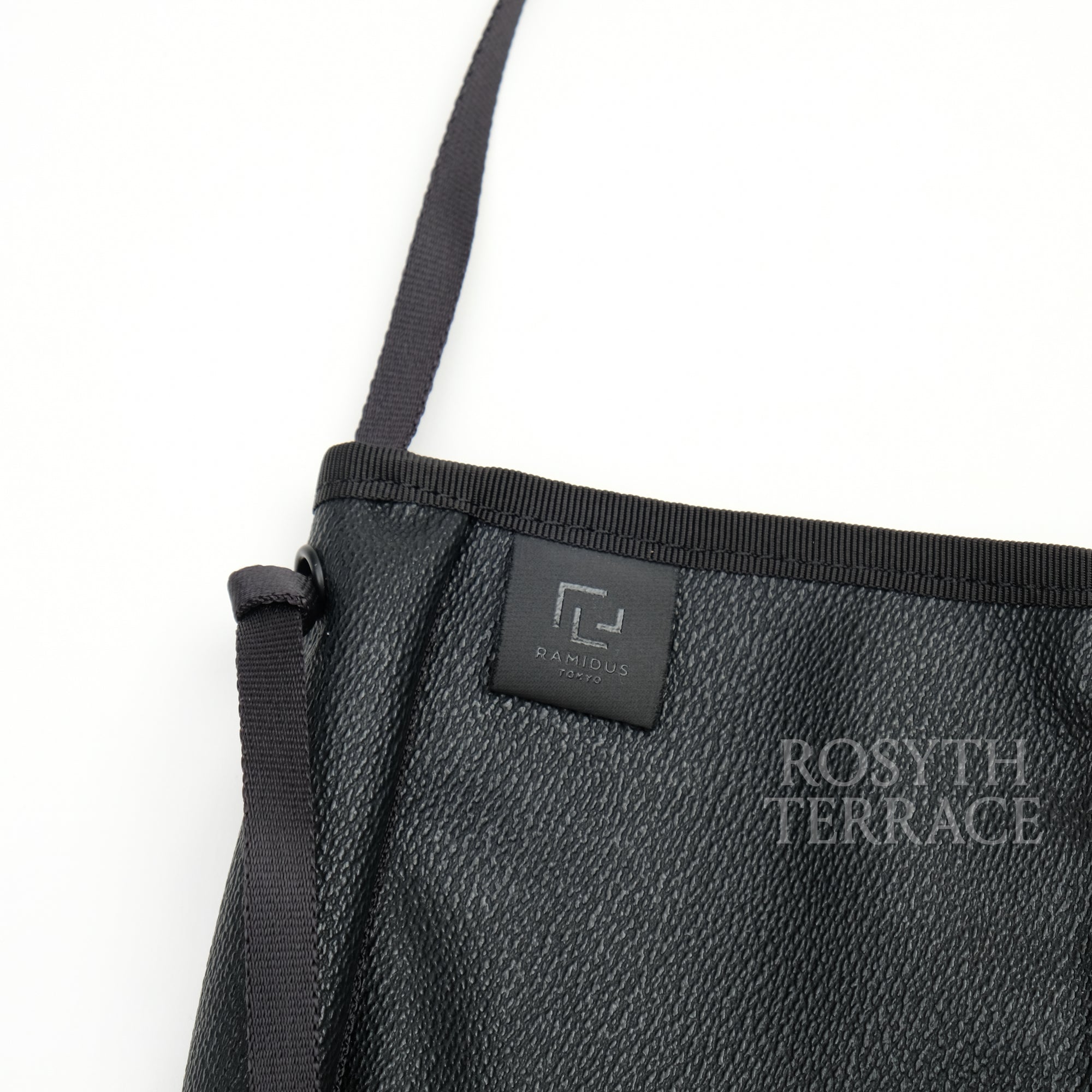 【RAMIDUS / FUZZ SHOULDER POUCH & TECH WIPER / OS】
