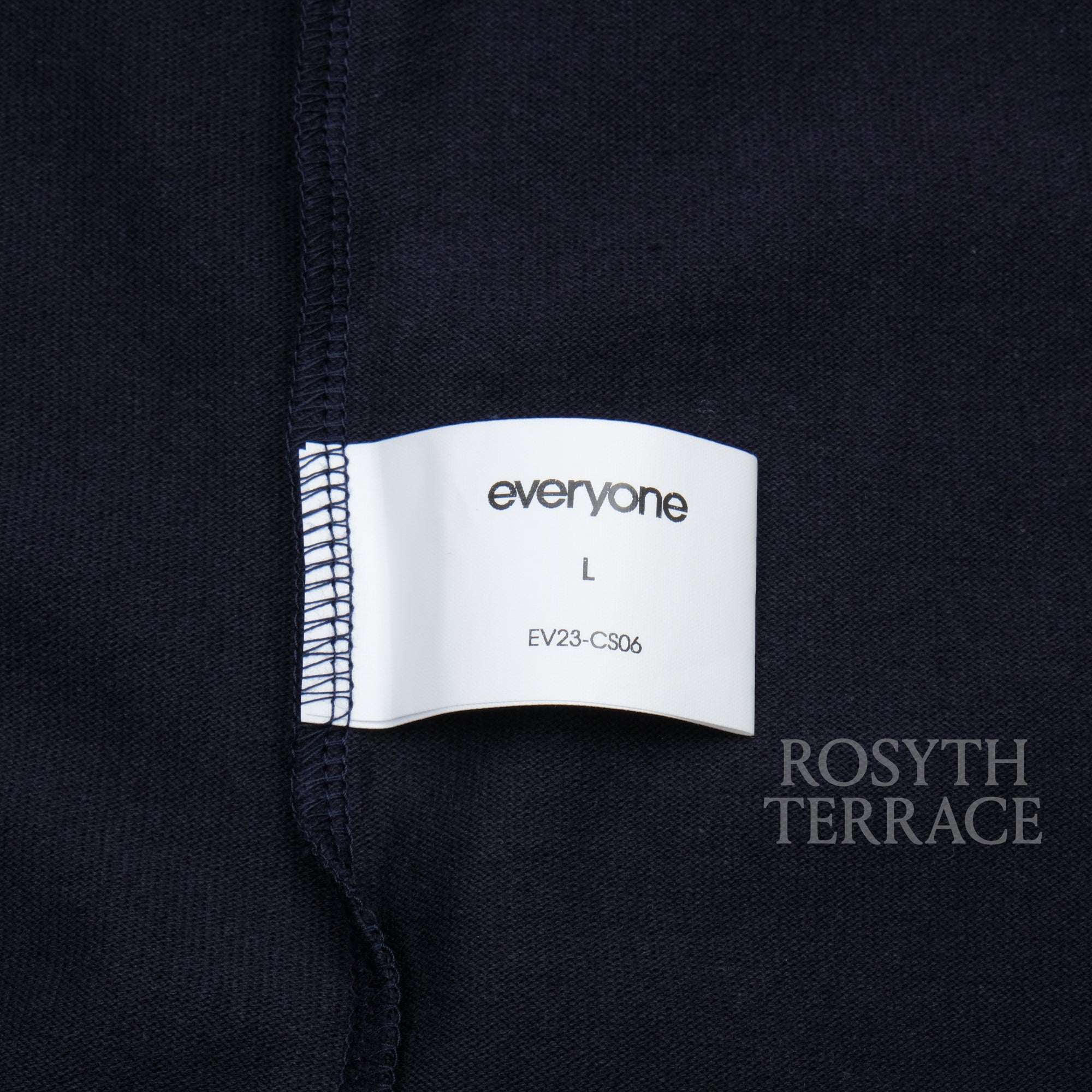 【everyone / J.30000 SKETCHY LOGO SS TEE (NAVY) / SIZE L】