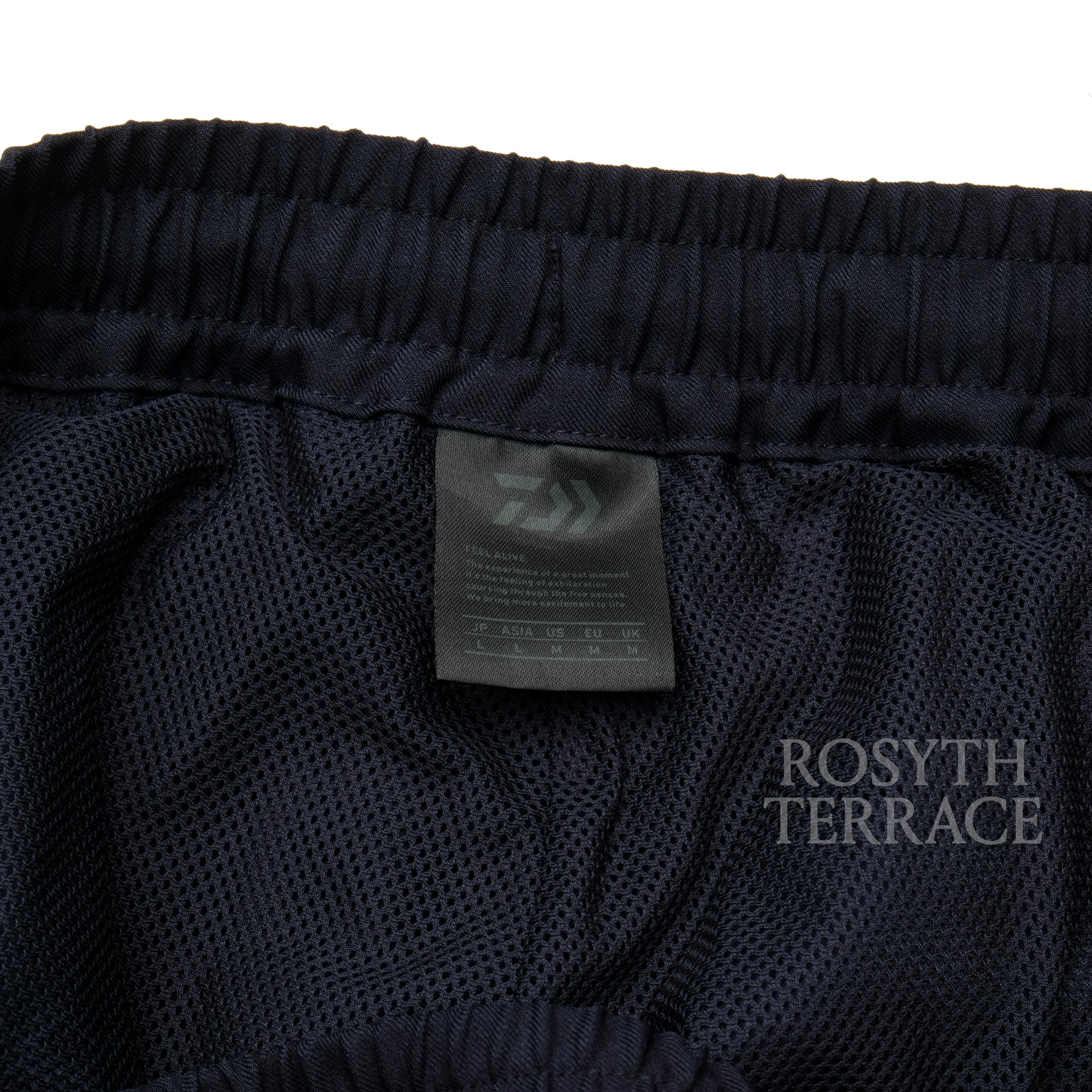 【DAIWA PIER39 for SO SHOP &amp; HOSTEL / TECH WINDBREAKER PANTS (NAVY) / SIZE L】