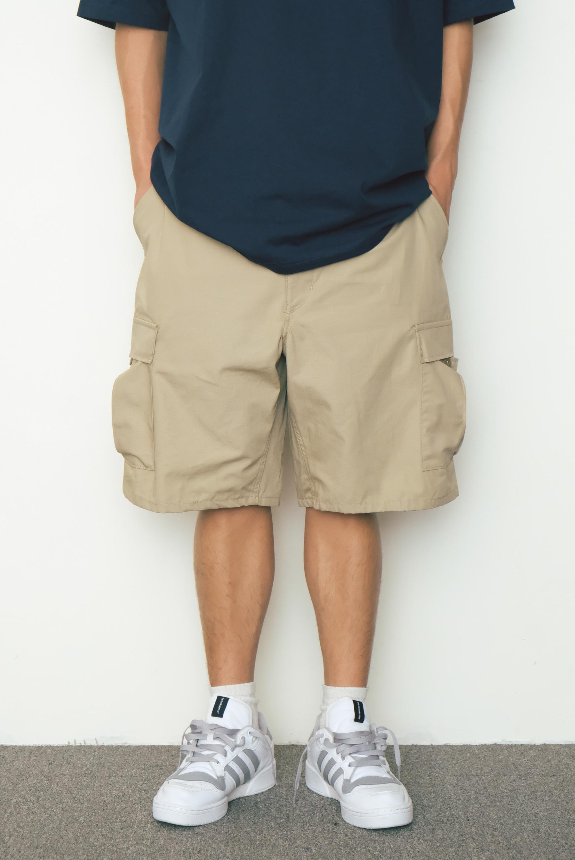 PROPPER Cargo Shorts are lightweight and breathable, they provide maximum durability in classic style with all the functional details you need. The perfect Ripstop BDU Shorts for warmer days. Propper is a manufacturer of clothing and gear for tactical, law enforcement, public safety, and military applications. Since 1967 it has been one of the main uniform suppliers to the United States military. ROSYTH TERRACE Authorized Distributor of PROPPER Singapore.