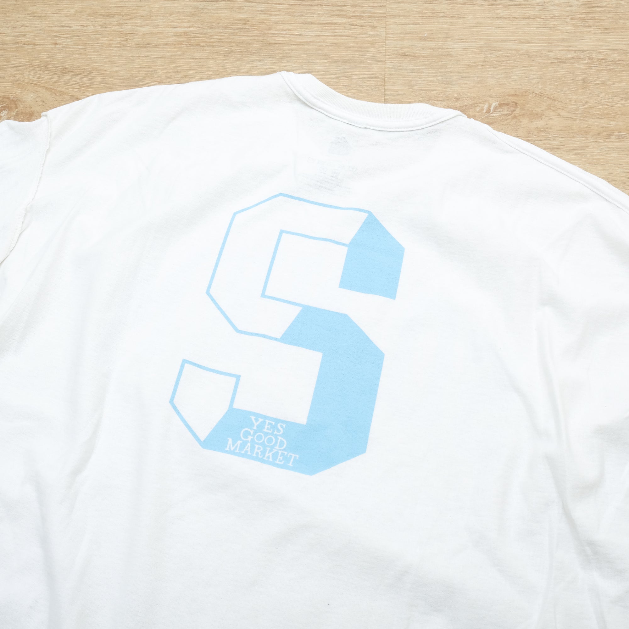 【ISNESS MUSIC x SO SHOP &amp; HOSTEL x YES GOOD MARKET / COLLEGE SS TEE / OS】