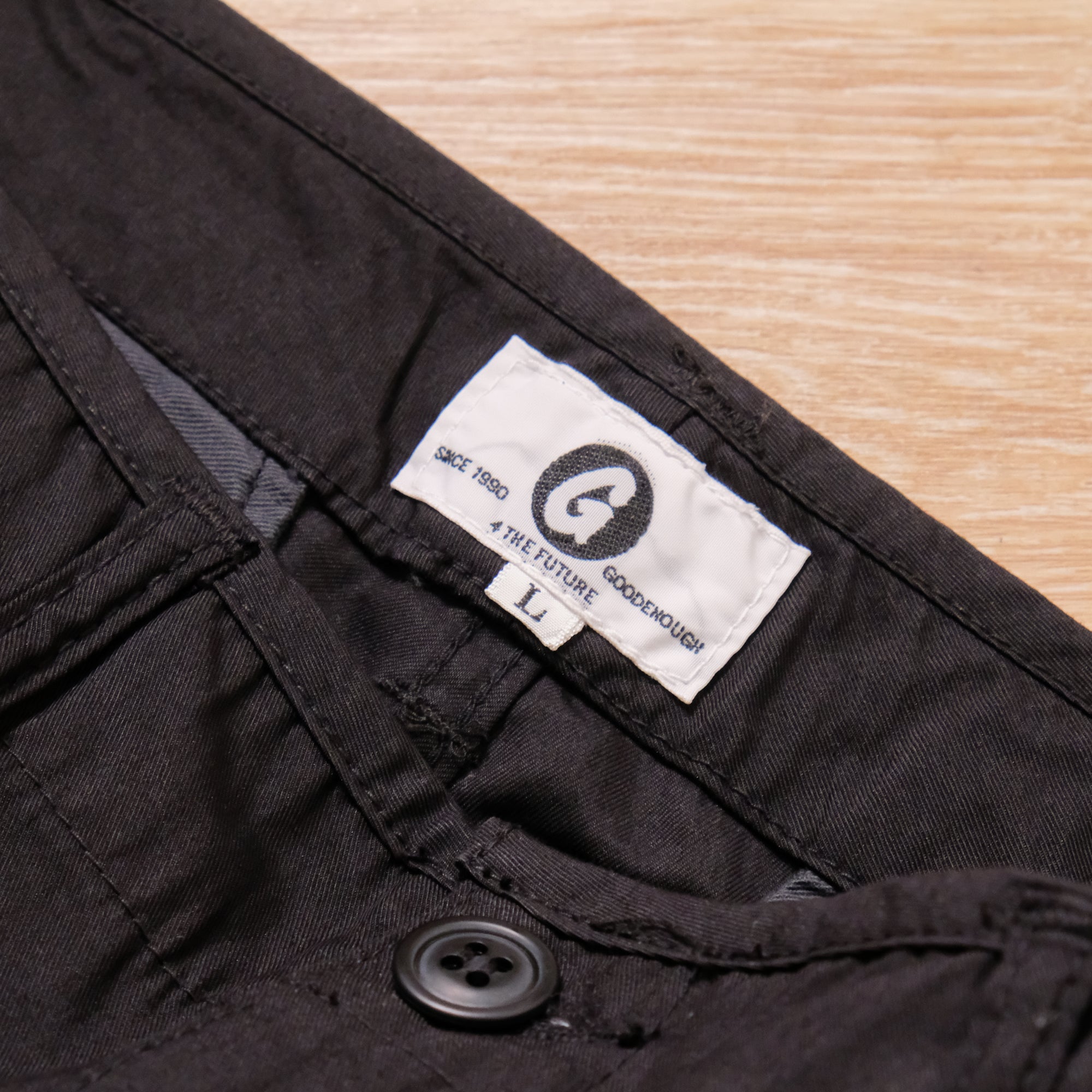 【GOODENOUGH / CHINO SHORTS BLACK / SIZE L】