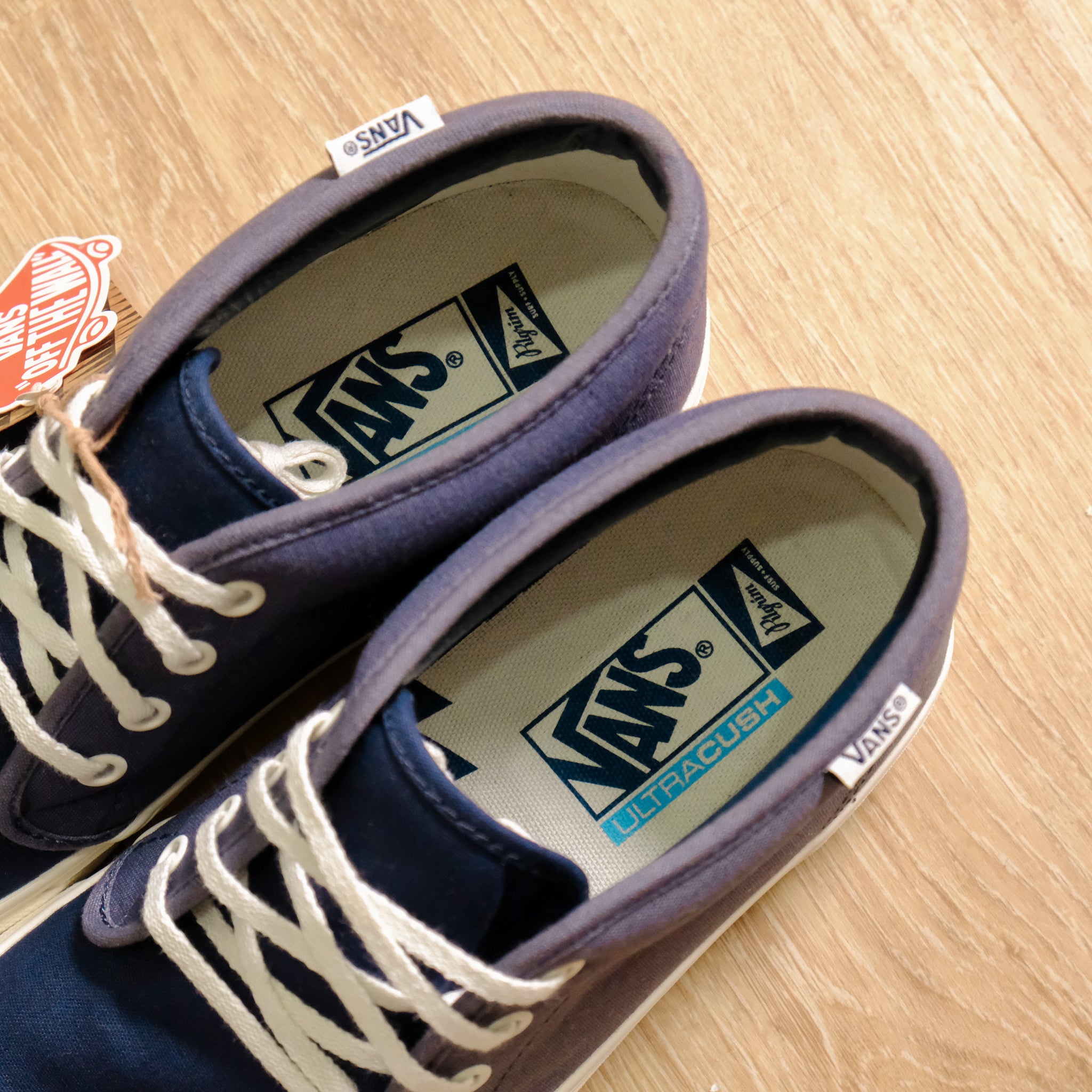 PILGRIM SURF + SUPPLY VANS / CHUKKA DX SF / US 9】 – ROSYTH TERRACE