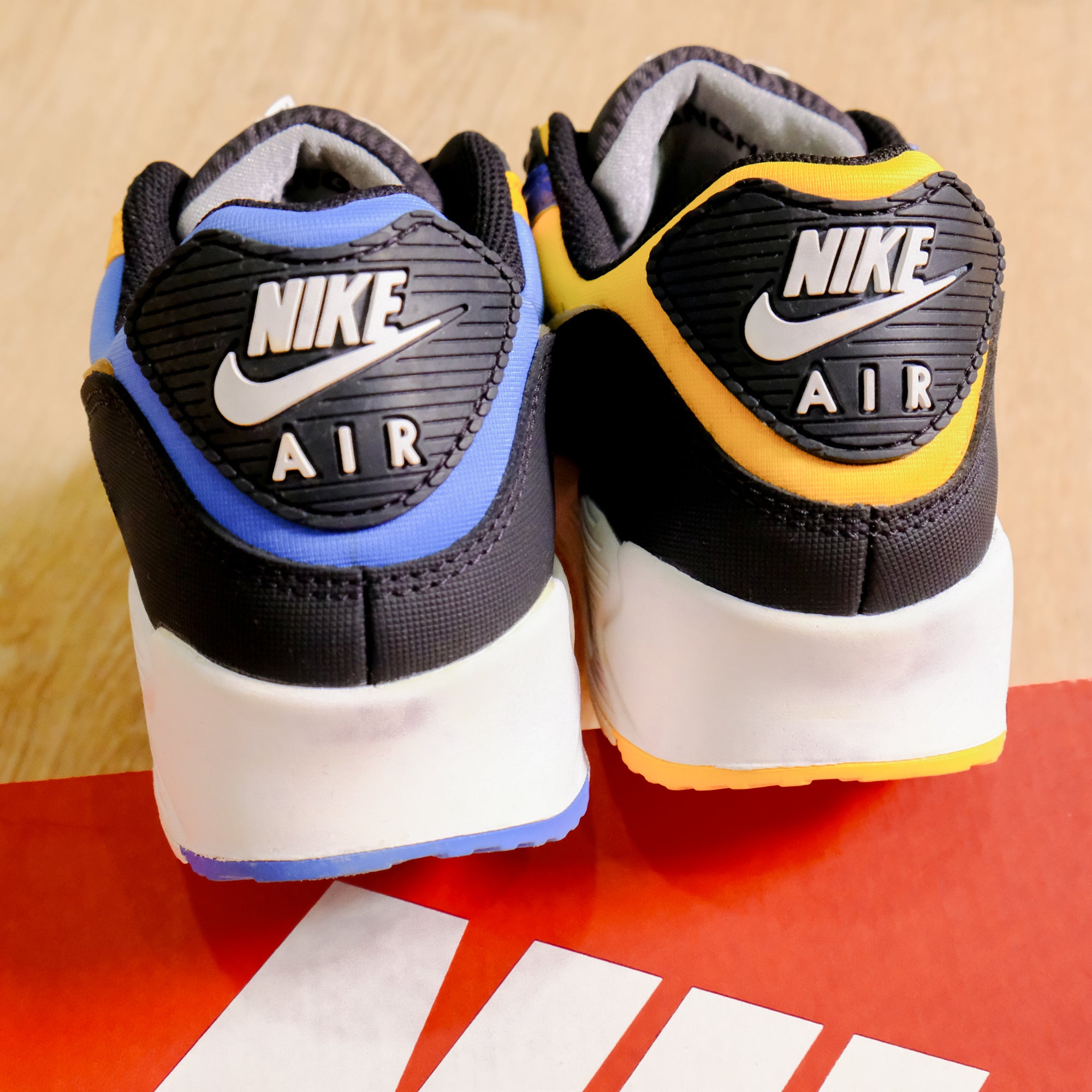 【NIKE / AIR MAX 90 PREMIUM CITY PACK &#39;SHANGHAI&#39; / US 10】