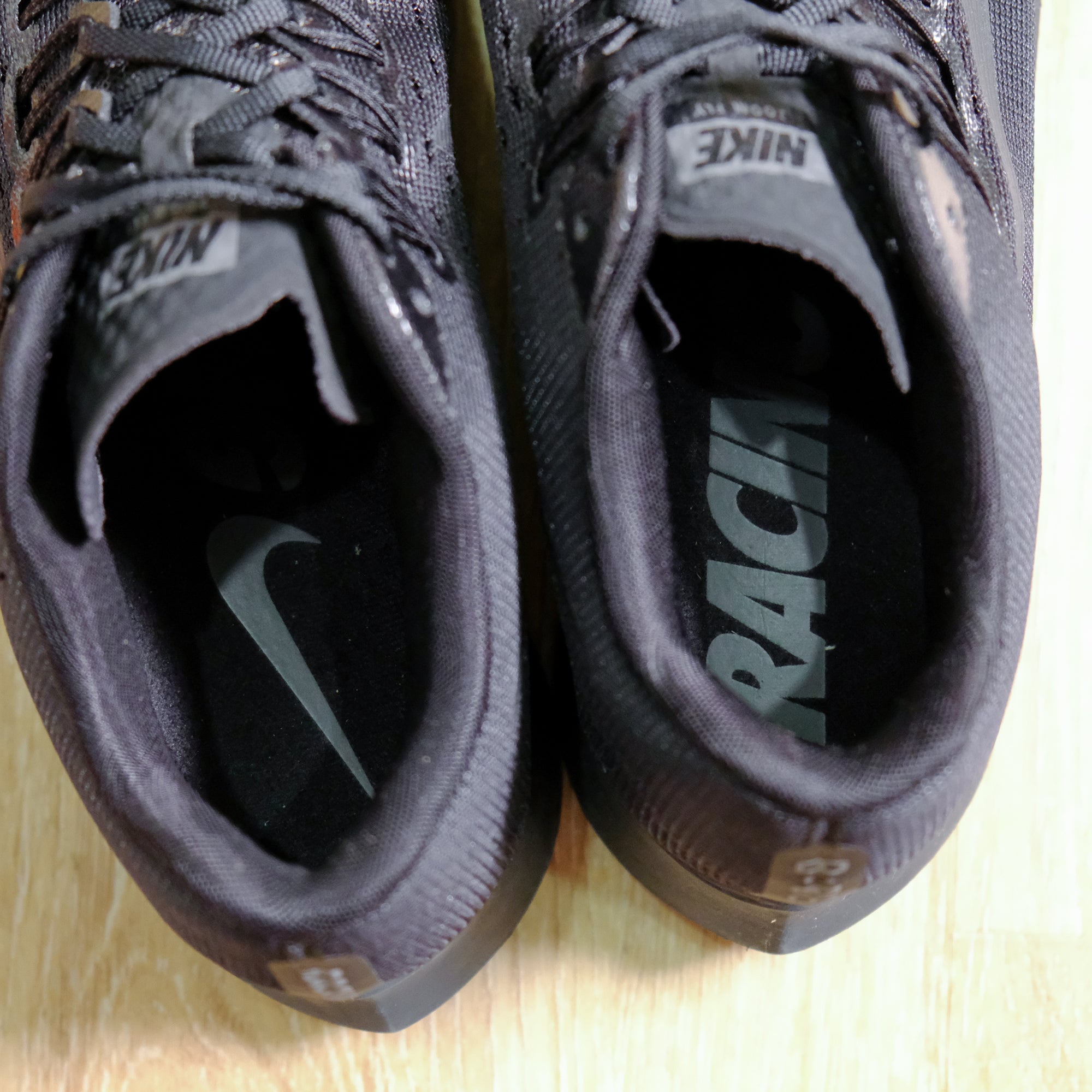 【NIKE / ZOOM FLY TRIPLE BLACK / US 9】