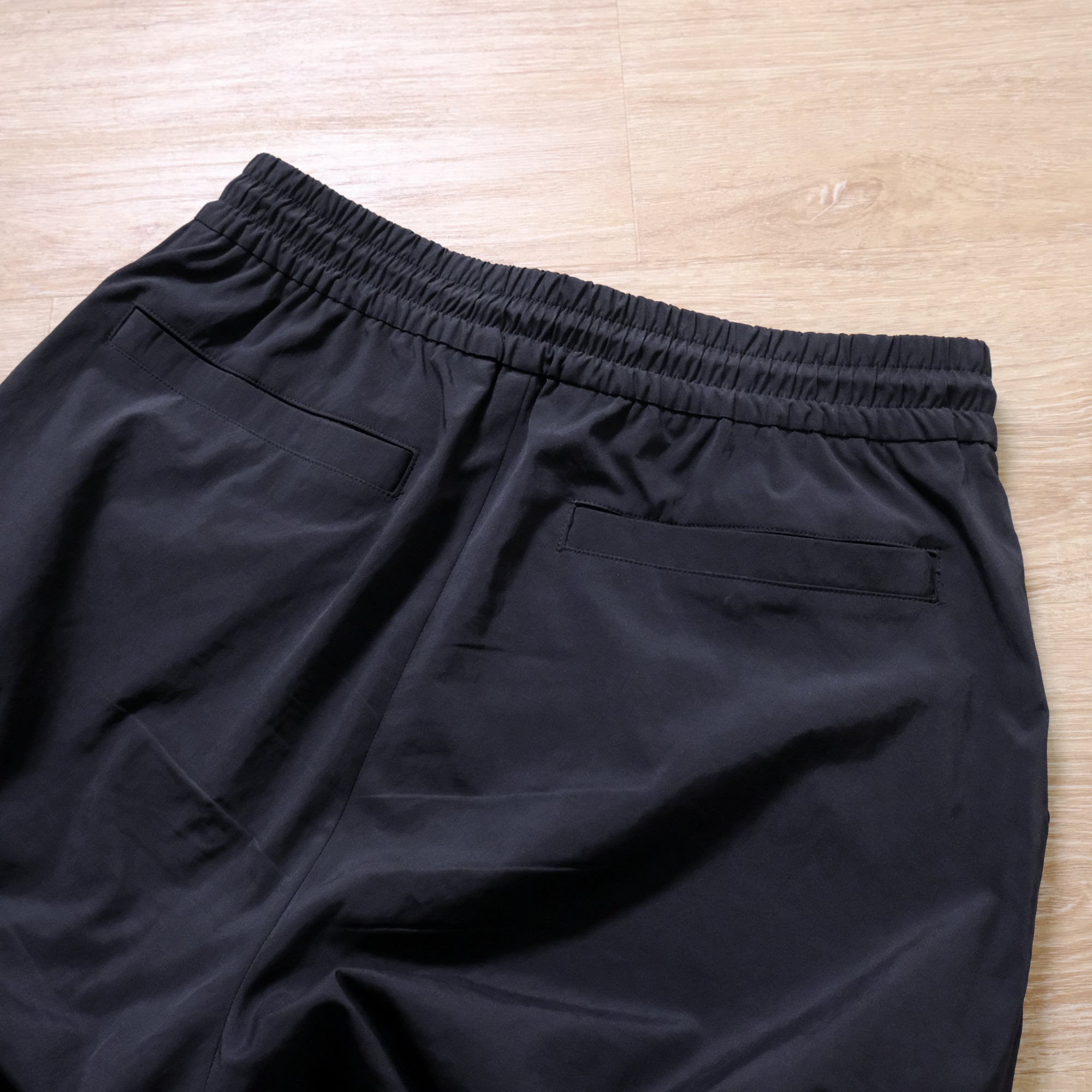 【SO SHOP &amp; HOSTEL / NYLON TRACK PANTS / SIZE M】