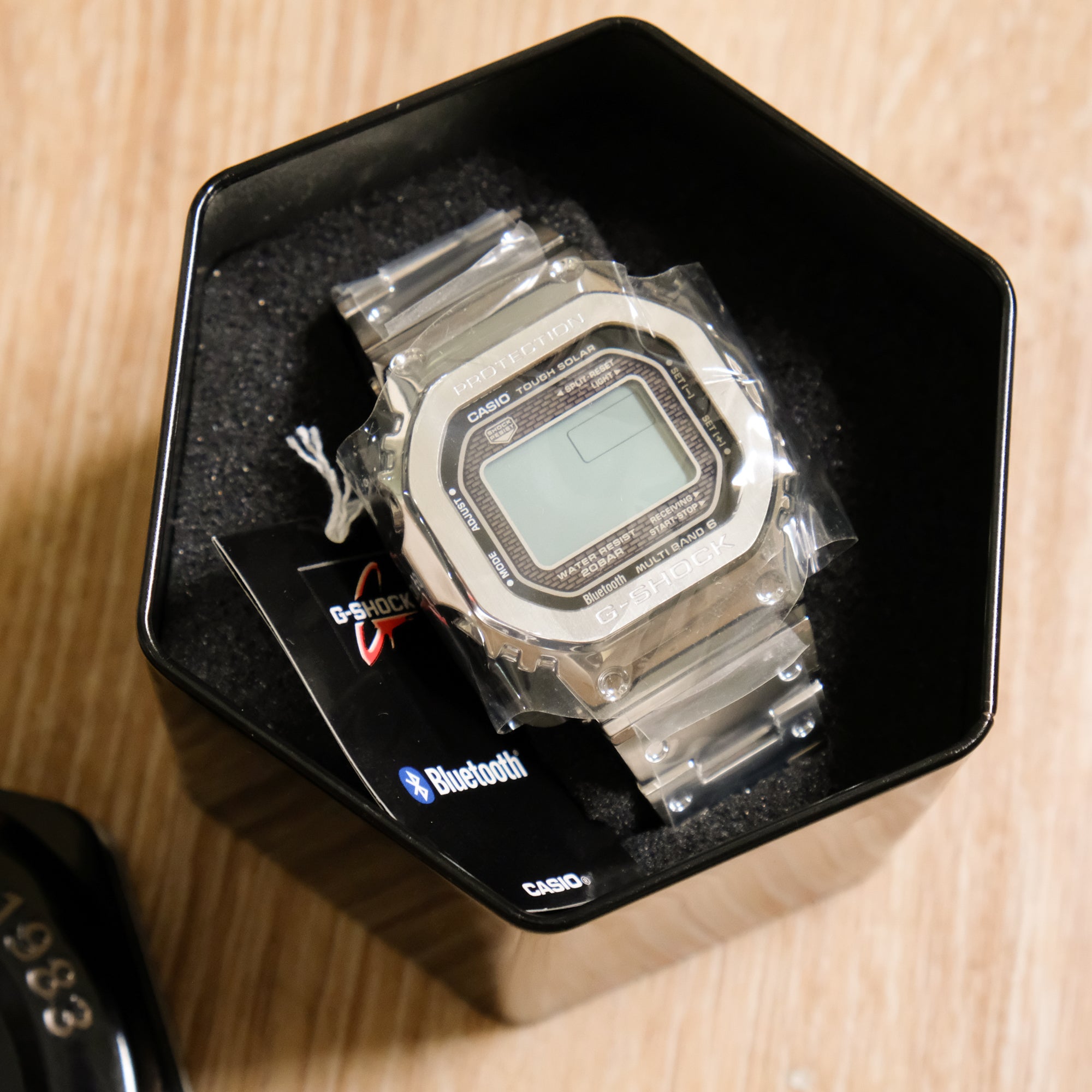 【G-SHOCK / GMW-B5000D-1DR】