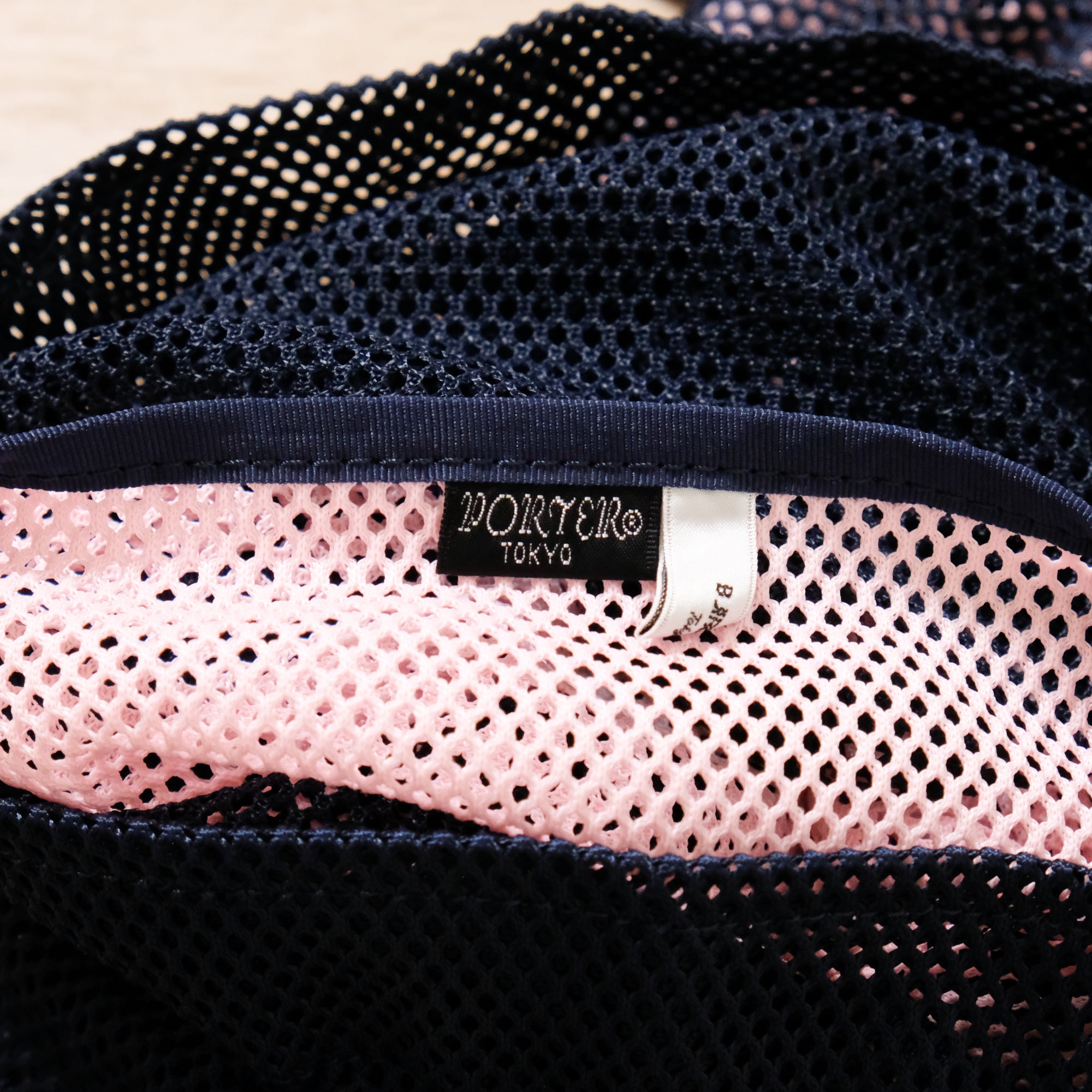 【B印YOSHIDA PORTER / SHOULDER POUCH MESH / SIZE M】