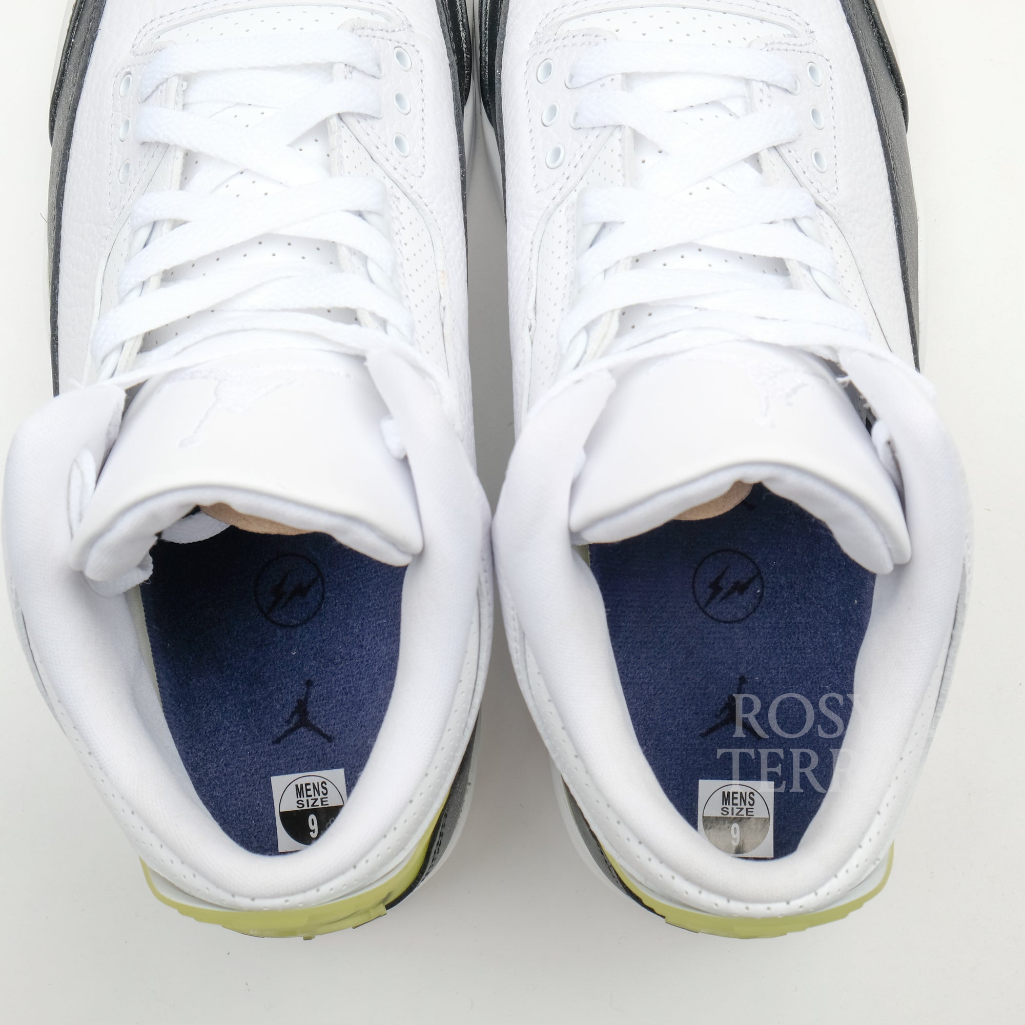 【fragment x JORDAN / AIR JORDAN 3 RETRO SP / US9】