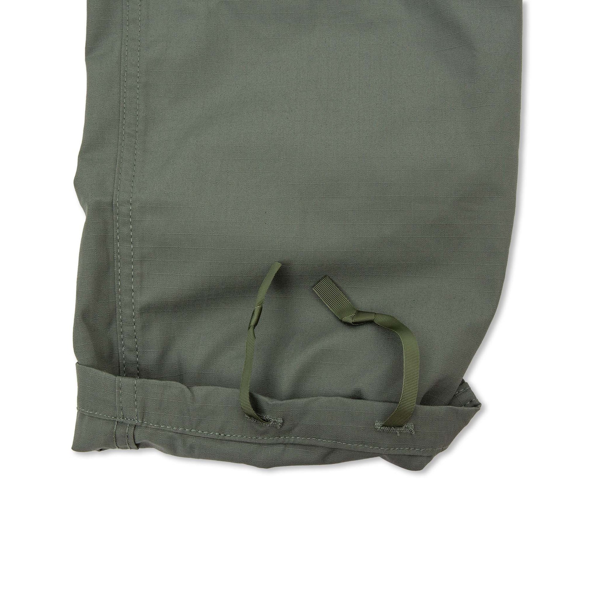 PROPPER Cargo Pants are lightweight and breathable, they provide maximum durability in classic style with all the functional details you need. The perfect Ripstop BDU Trousers for warmer days. Propper is a manufacturer of MIL-SPEC clothing. Since 1967, it has been one of the main uniform suppliers to the United States military. ROSYTH TERRACE Authorized Distributor of PROPPER Singapore.