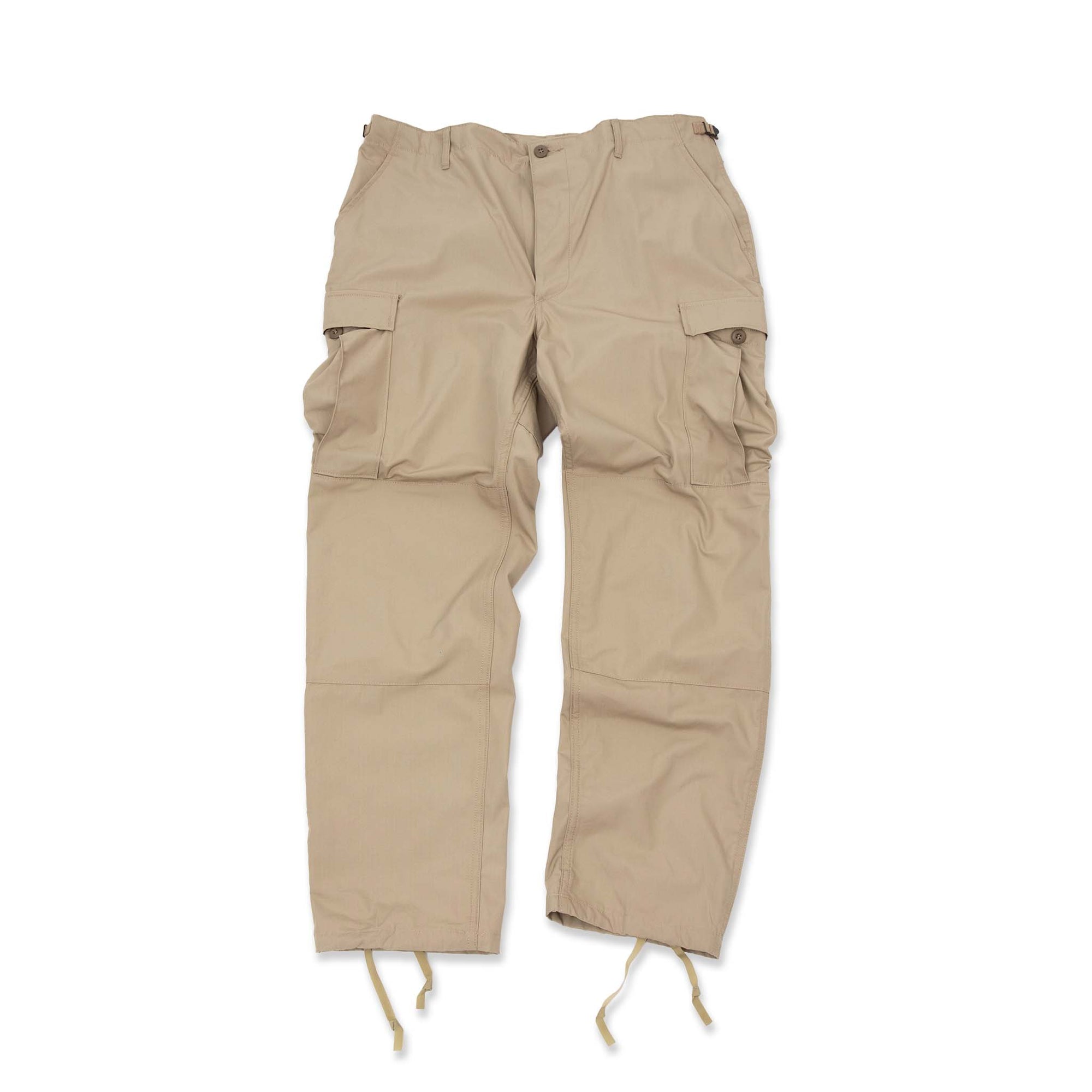 PROPPER Cargo Pants are lightweight and breathable, they provide maximum durability in classic style with all the functional details you need. The perfect Ripstop BDU Trousers for warmer days. Propper is a manufacturer of MIL-SPEC clothing. Since 1967, it has been one of the main uniform suppliers to the United States military. ROSYTH TERRACE Authorized Distributor of PROPPER Singapore.