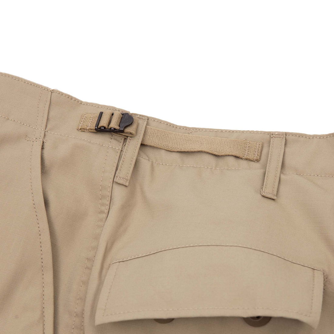 PROPPER Cargo Shorts are lightweight and breathable, they provide maximum durability in classic style with all the functional details you need. The perfect Ripstop BDU Shorts for warmer days. Propper is a manufacturer of clothing and gear for tactical, law enforcement, public safety, and military applications. Since 1967 it has been one of the main uniform suppliers to the United States military. ROSYTH TERRACE Authorized Distributor of PROPPER Singapore.