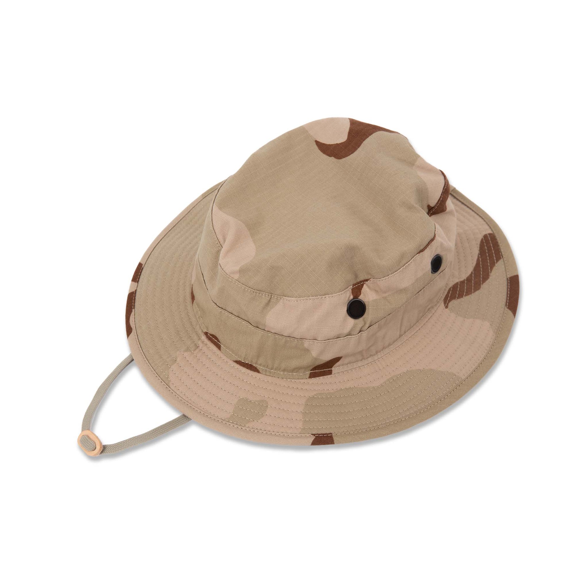 PROPPER Boonie Hat is engineered to block sunlight from your eyes and keep your head cool on hot days. Propper is a manufacturer of MIL-SPEC clothing. Since 1967, it has been one of the main uniform suppliers to the United States military. ROSYTH TERRACE Authorized Distributor of PROPPER Singapore.