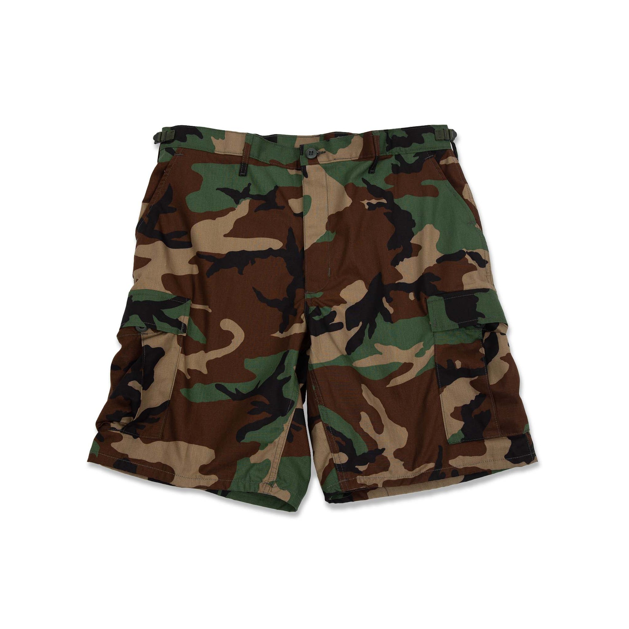 PROPPER Cargo Shorts are lightweight and breathable, they provide maximum durability in classic style with all the functional details you need. The perfect Ripstop BDU Shorts for warmer days. Propper is a manufacturer of clothing and gear for tactical, law enforcement, public safety, and military applications. Since 1967 it has been one of the main uniform suppliers to the United States military. ROSYTH TERRACE Authorized Distributor of PROPPER Singapore.