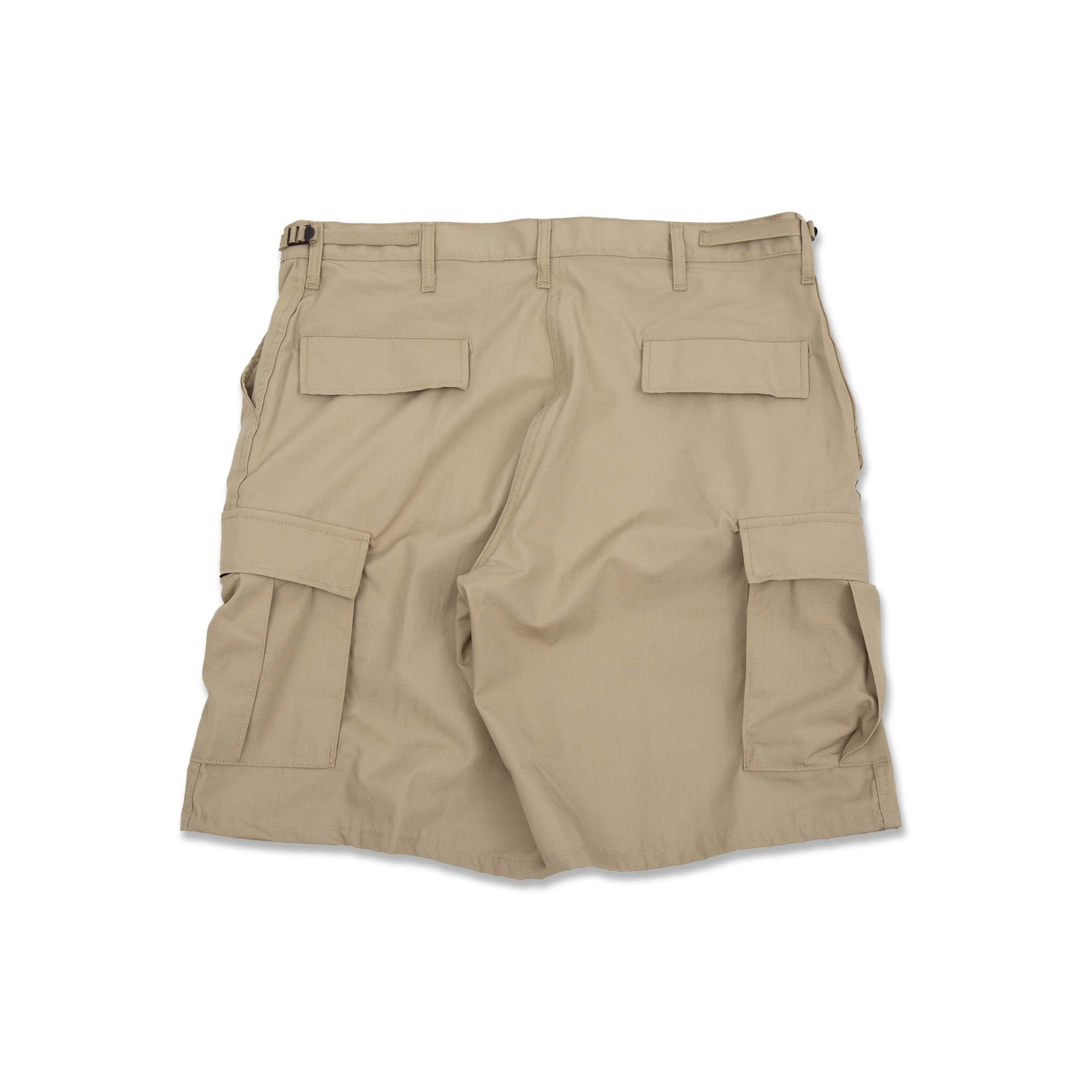 PROPPER Cargo Shorts are lightweight and breathable, they provide maximum durability in classic style with all the functional details you need. The perfect Ripstop BDU Shorts for warmer days. Propper is a manufacturer of clothing and gear for tactical, law enforcement, public safety, and military applications. Since 1967 it has been one of the main uniform suppliers to the United States military. ROSYTH TERRACE Authorized Distributor of PROPPER Singapore.